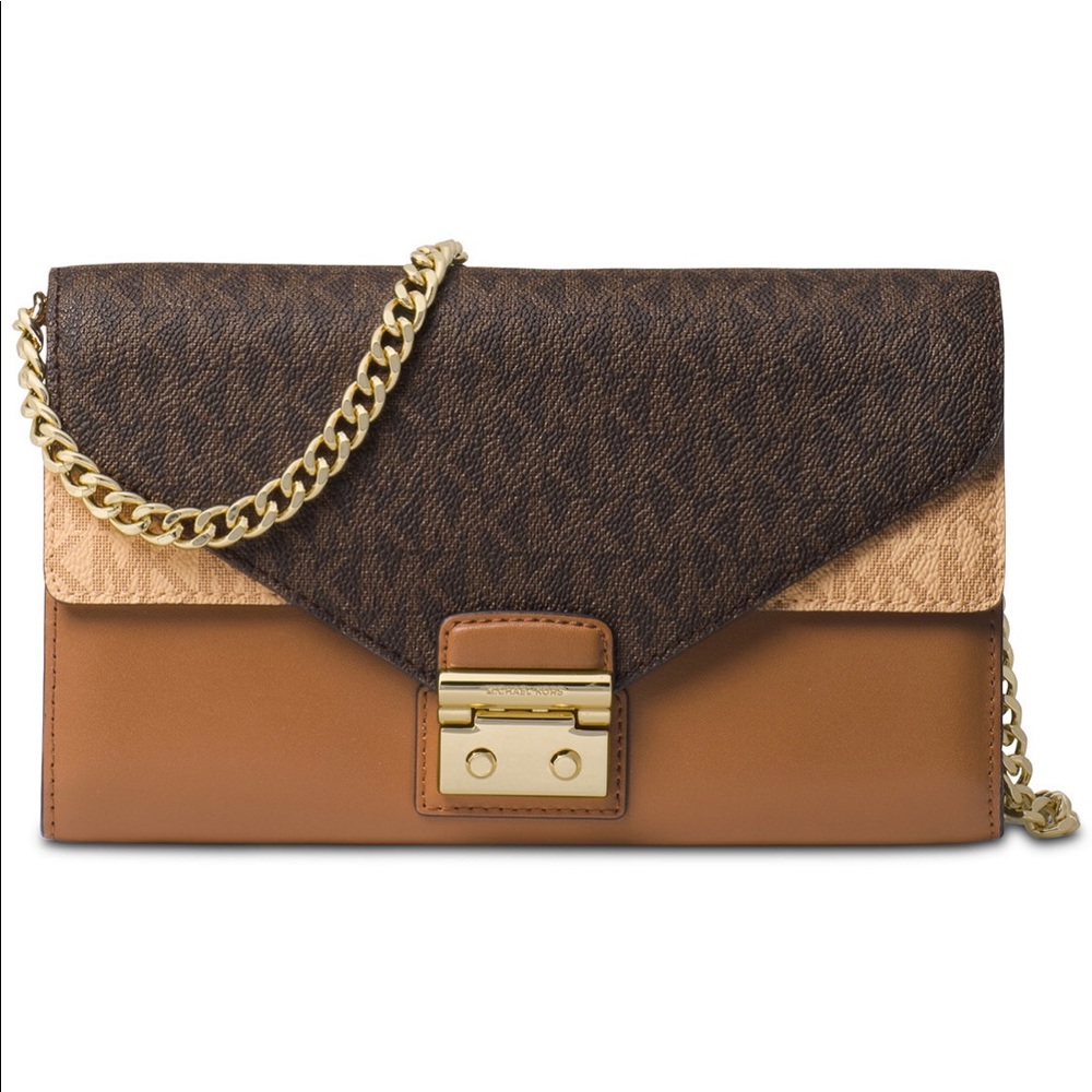 MICHAEL KORS SIGNATURE ENVELOPE CHAIN WALLET